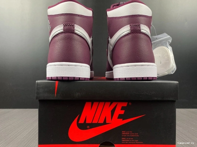 1 High OG Bordeaux 555088-611 Air Jordan 0630